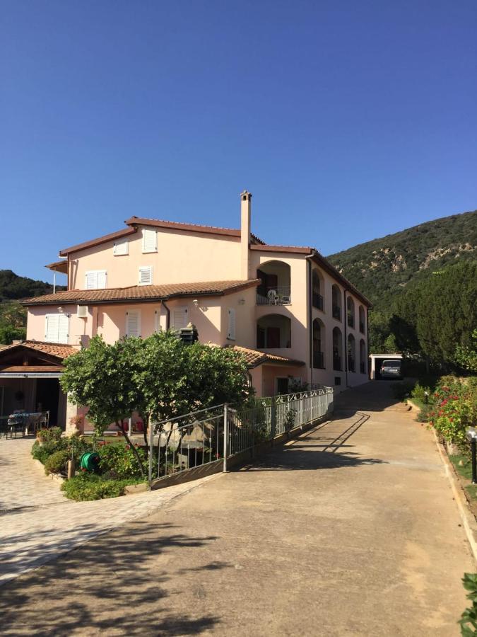 Villa Rosa Chia Exterior photo